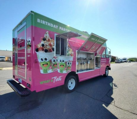 sweet frog food truck custom made by Elhaj